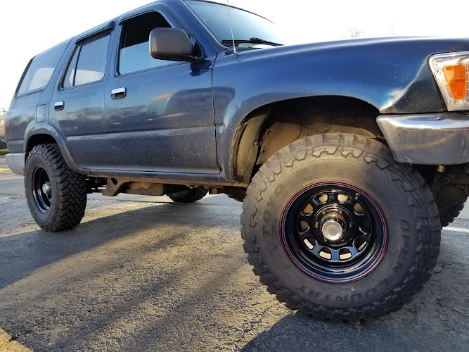 Les Schwab Tire Center