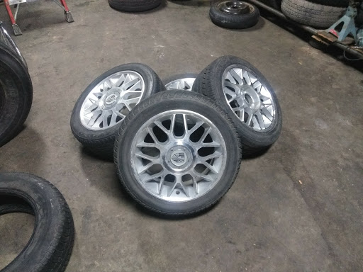 La Llantera Tire Shop