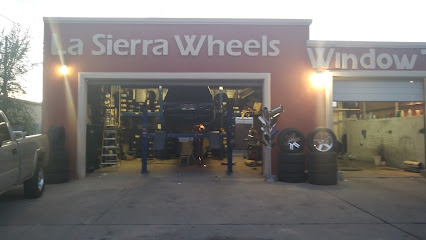 La Sierra Wheels & Tires
