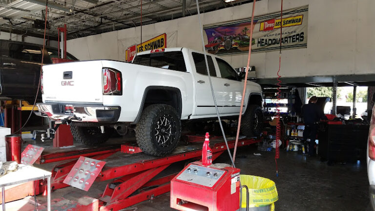 Les Schwab Tire Center