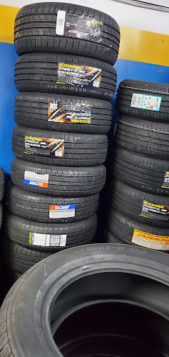 Richard Tire Shop