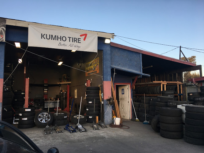 Herrera’s Tires Shop