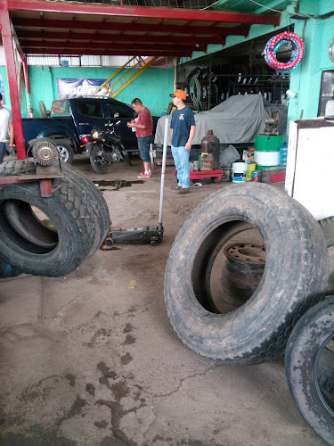 Llantera y vulcanizadora El Tarachi