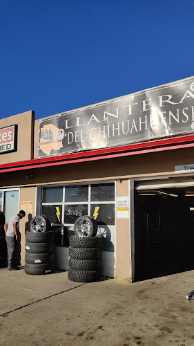 Llantera Del Chihuahuense (Tire Shop)