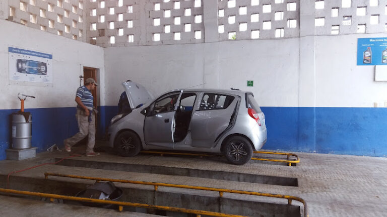 Autoplaza De Llantas