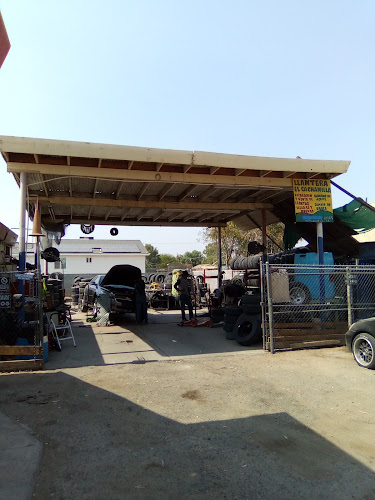 Llantera y taller El Cachanilla