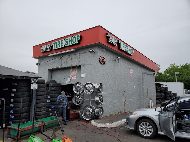 24 Hour Rodriguez Tire Shop