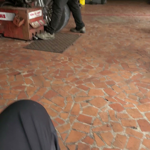 D&H Discount Tires
