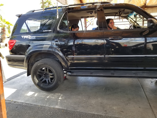 Rio Sonora Tire Shop