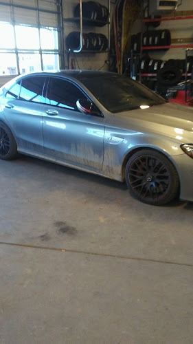 Amigo Tire & Auto