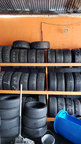 Chino's Tire