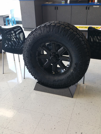 Les Schwab Tire Center