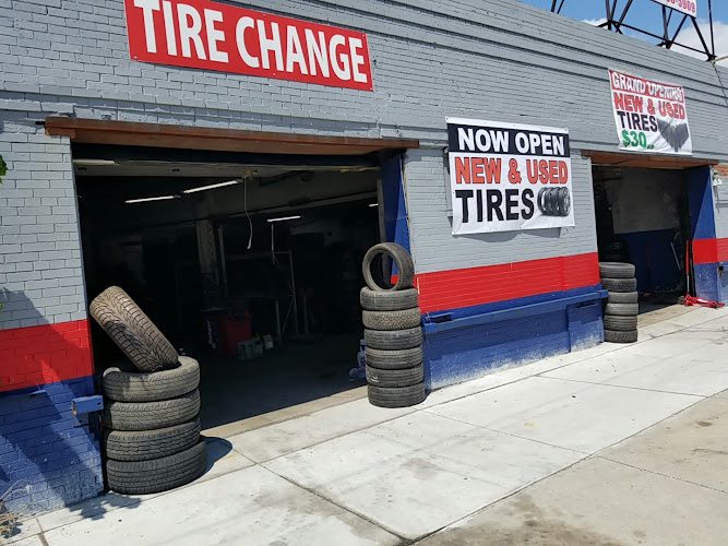 Detroit tire center