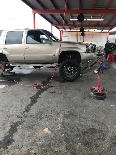Gandaras Auto Sales