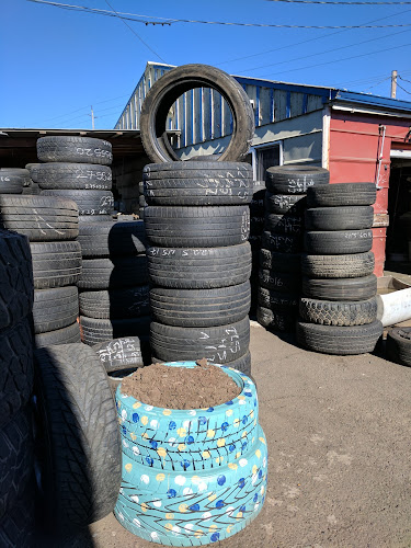 Martinez Tires