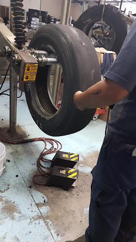 Llantas y Servicios Dega