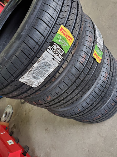 Calderon Tires