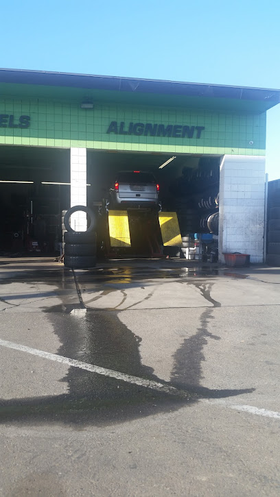 Azteca Tires