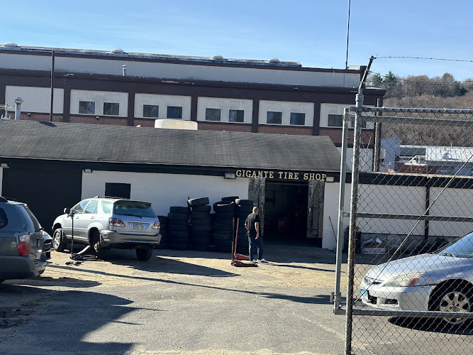 A Gigante Used Tire Shop & Maintenance