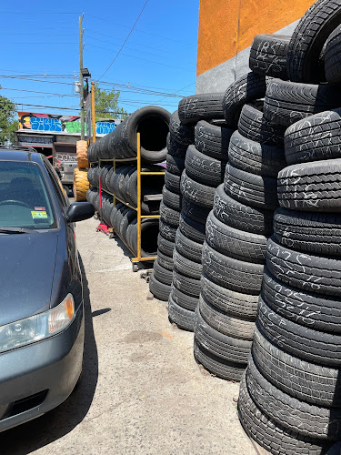 Twin’s Tires
