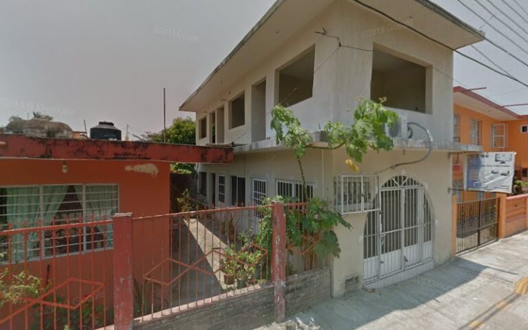 LLANTAS Y REFACCIONES TUXPAN