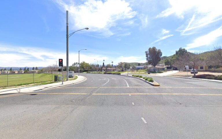 La Sierra Tires & Wheels